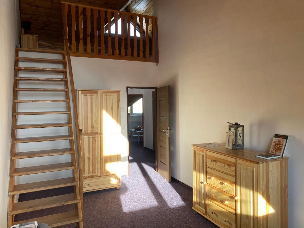 Apartmany Kubova Huť Buitenkant foto
