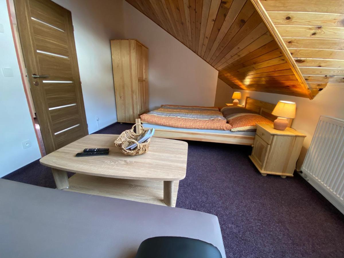 Apartmany Kubova Huť Buitenkant foto
