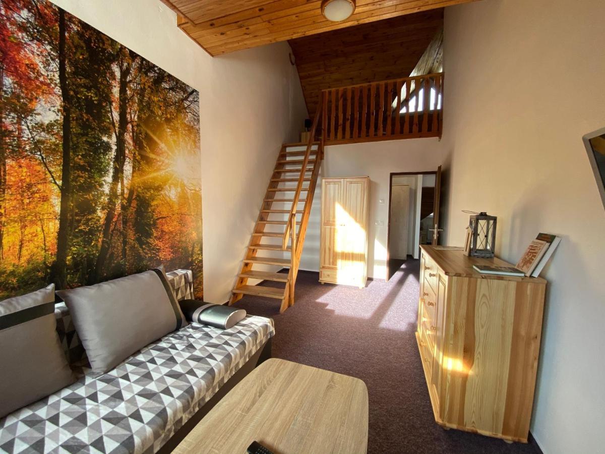 Apartmany Kubova Huť Buitenkant foto