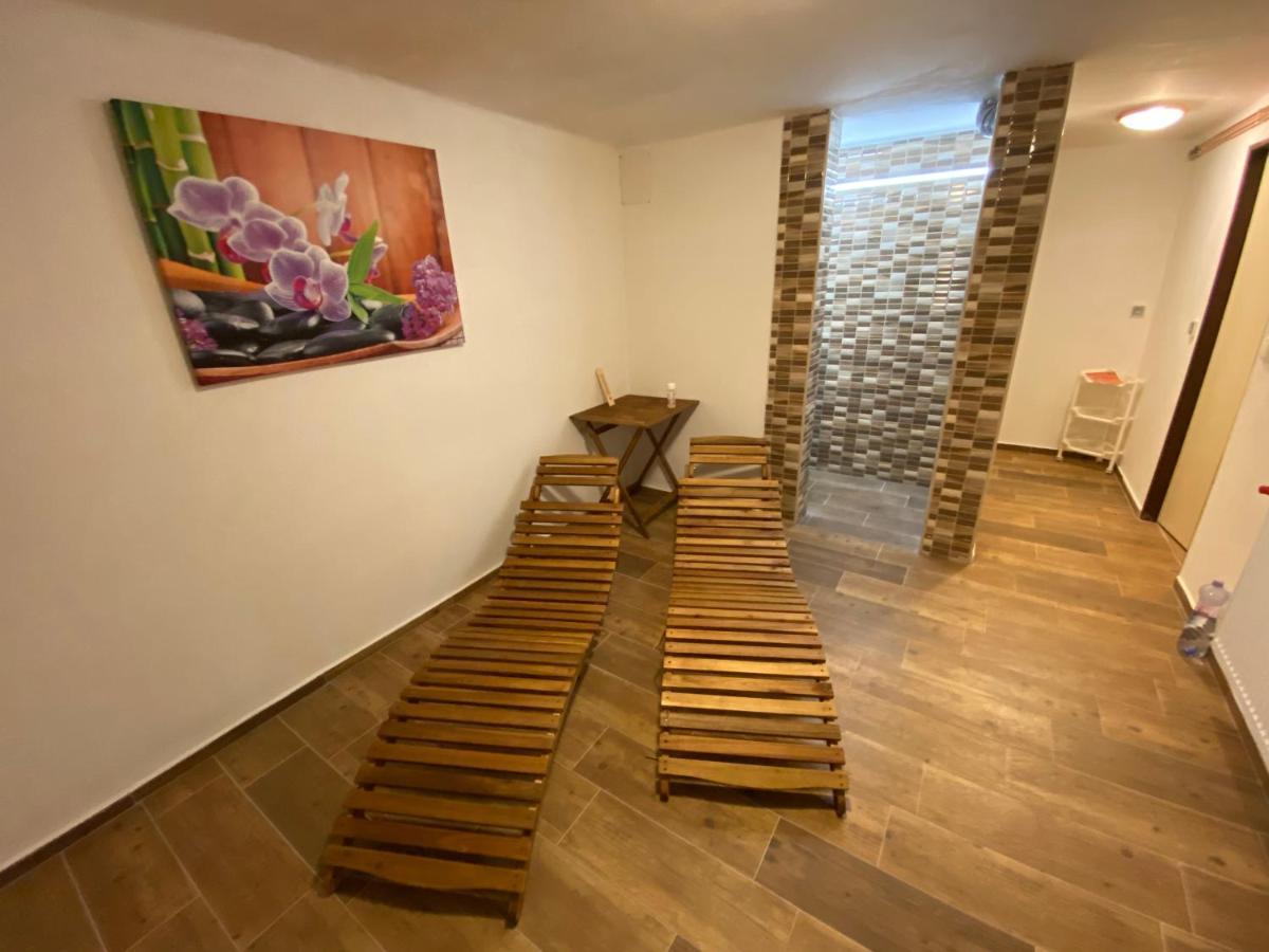 Apartmany Kubova Huť Buitenkant foto