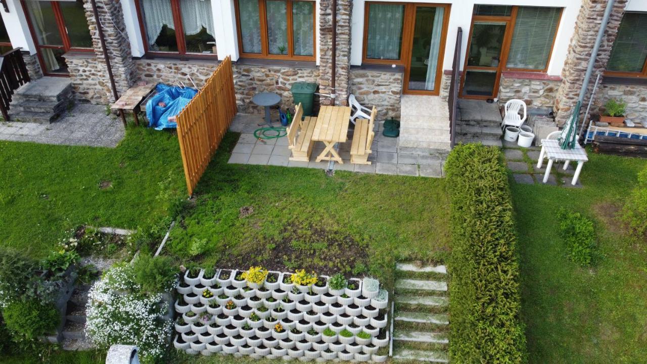 Apartmany Kubova Huť Buitenkant foto